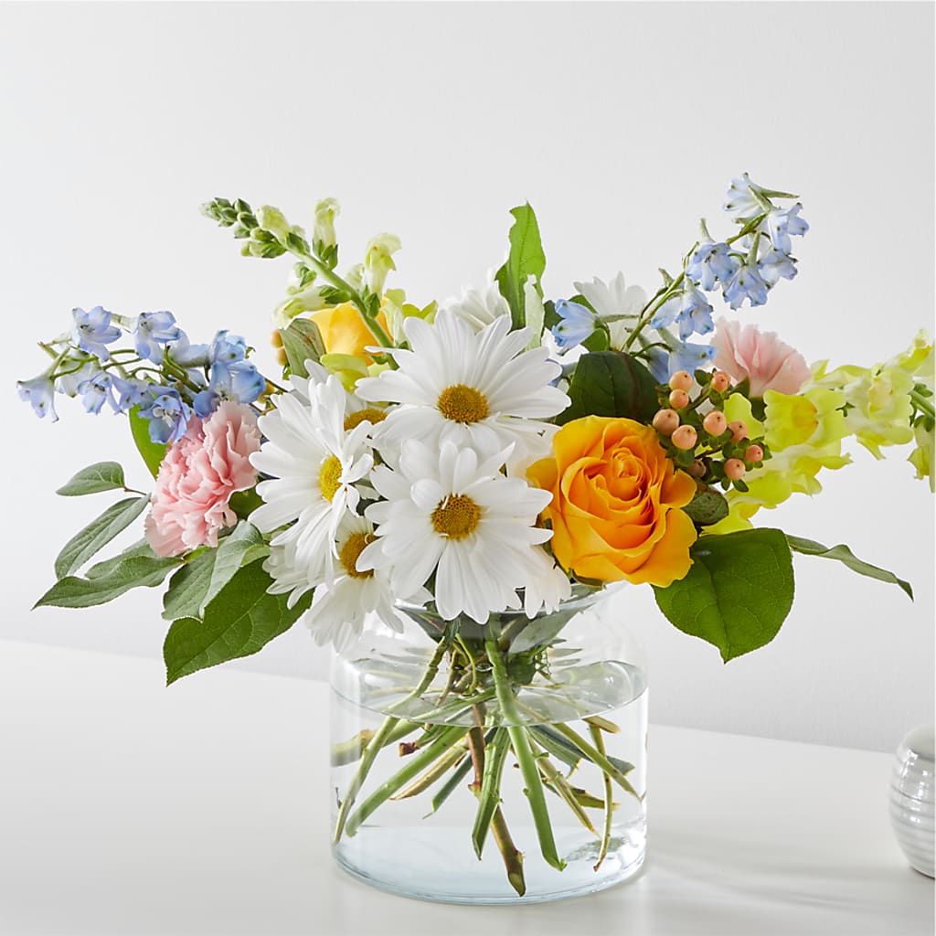 Sun Salutation Bouquet – Flower Parade, Mississauga ON