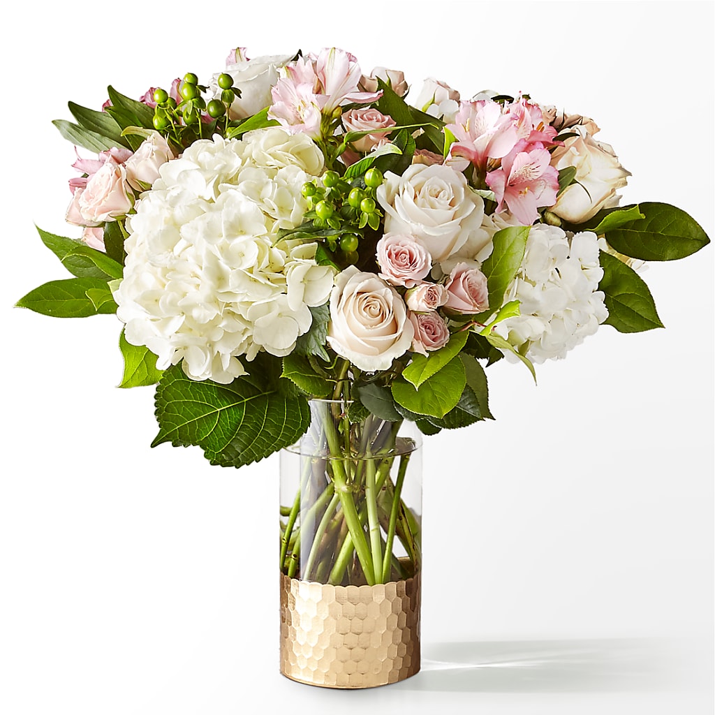 Parisian Stroll Bouquet – Flower Parade, Mississauga ON