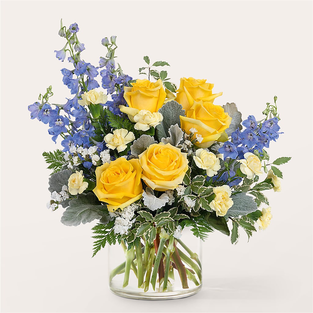 Butterfly Wings Bouquet – Flower Parade, Mississauga ON