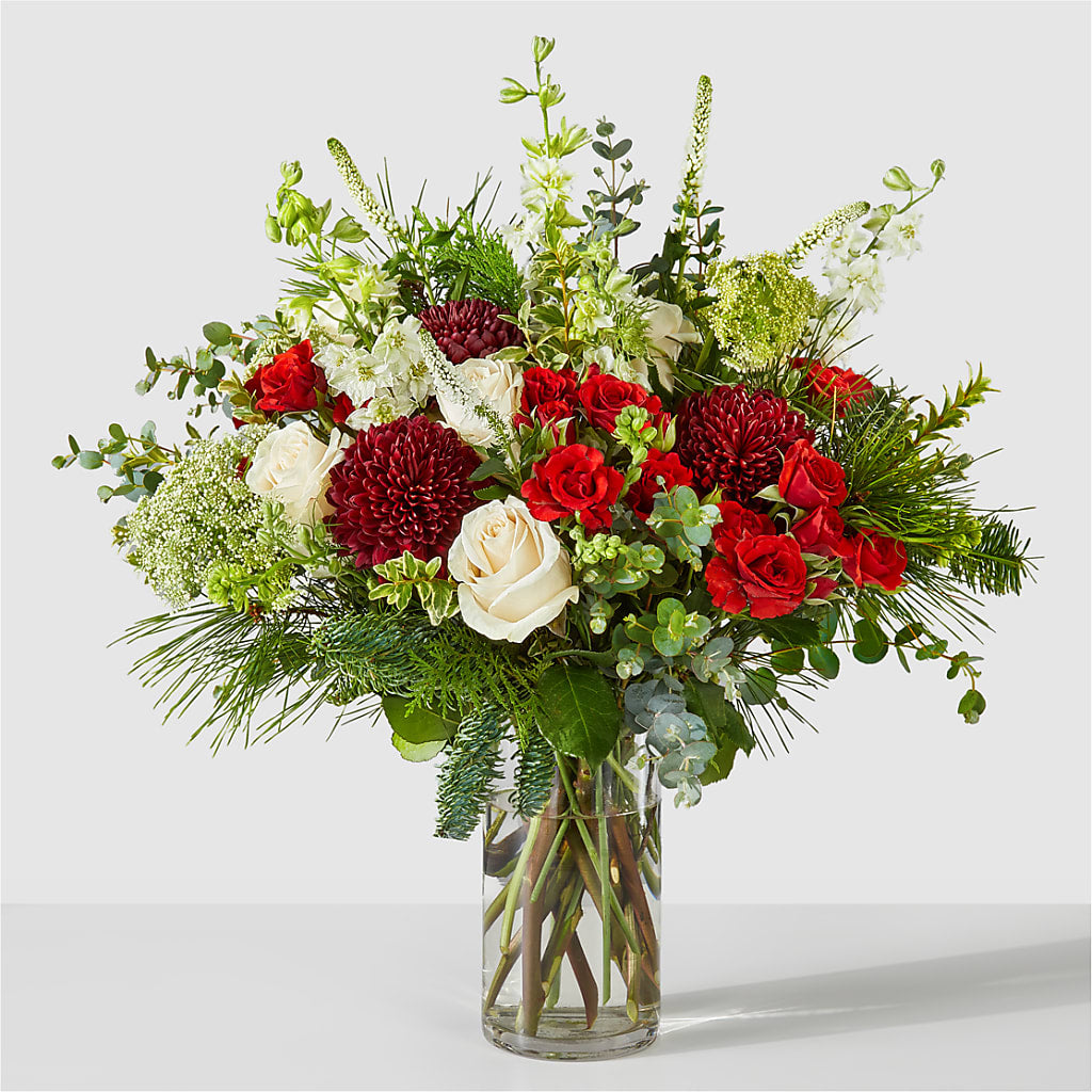 Favorite Traditions Bouquet – Flower Parade, Mississauga ON