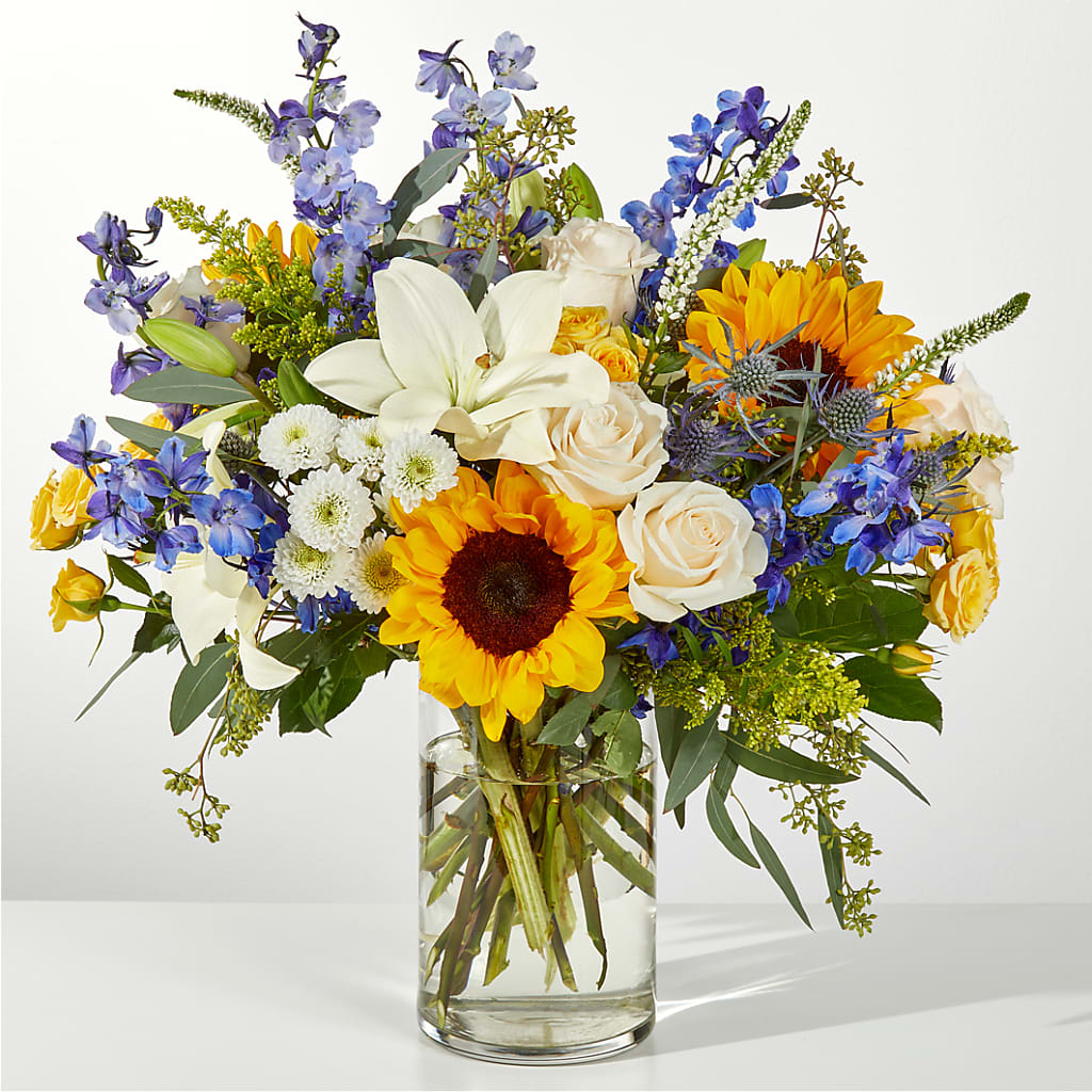 Wonderfully Sunny Bouquet – Flower Parade, Mississauga ON