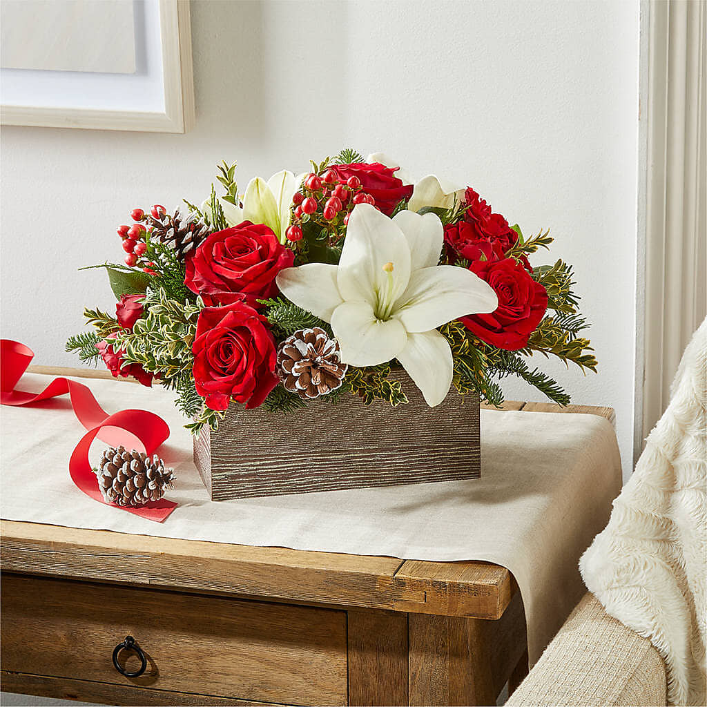 Snowy Wonderland Bouquet –  Flower Parade, Mississauga ON