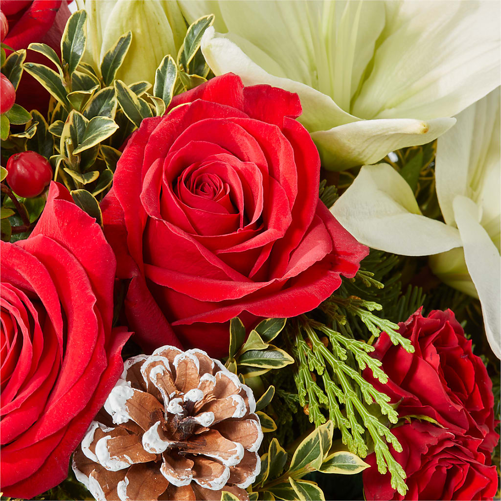 Snowy Wonderland Bouquet –  Flower Parade, Mississauga ON