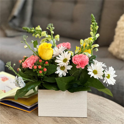 Sun Salutation Box Bouquet –  Flower Parade, Mississauga ON