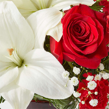 Holiday Season Bouquet –  Flower Parade, Mississauga ON