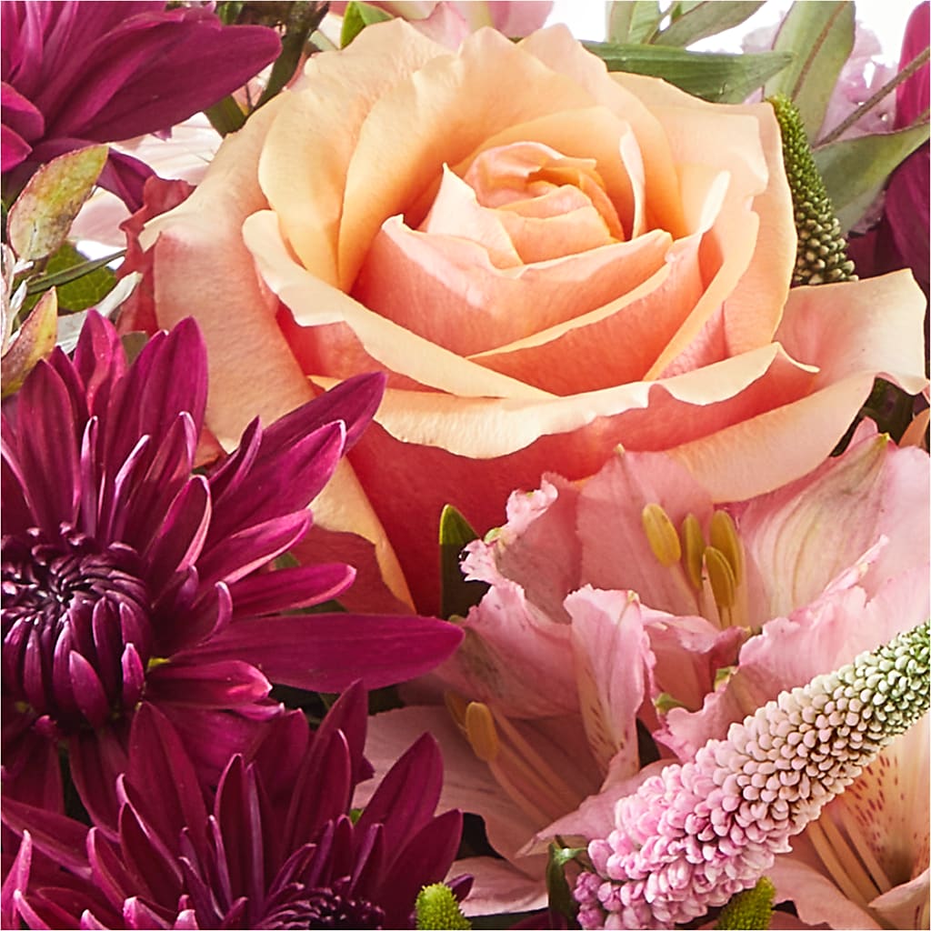 Berry Cobbler Bouquet –  Flower Parade, Mississauga ON